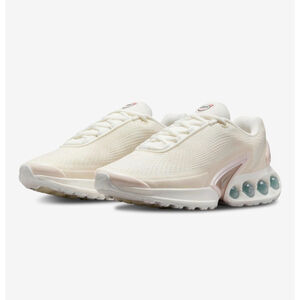 Nike Air Max DN SE Women's Sneaker Sail Light Pink Size 8.5